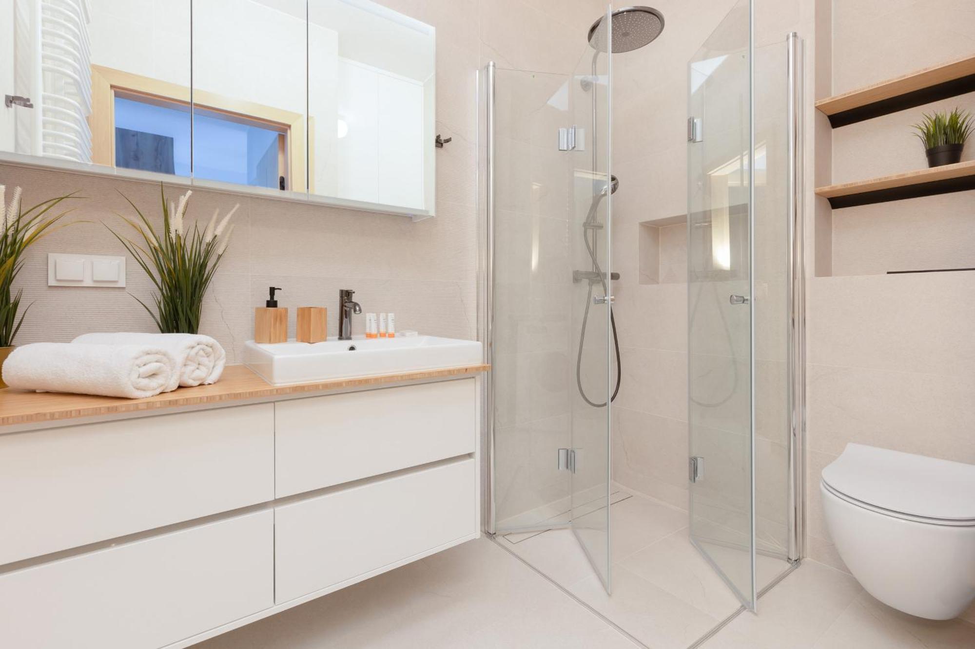 Apartamento Metro Kondratowicza With Parking By Renters