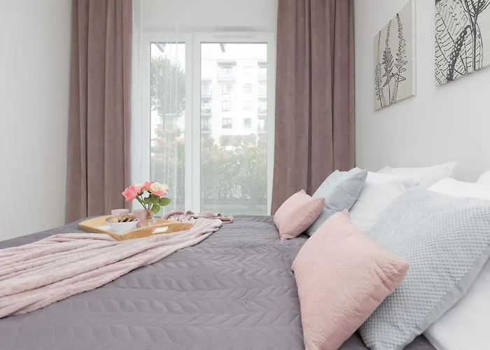 Metro Kondratowicza Warsaw Apartment With Parking By Noclegi Renters