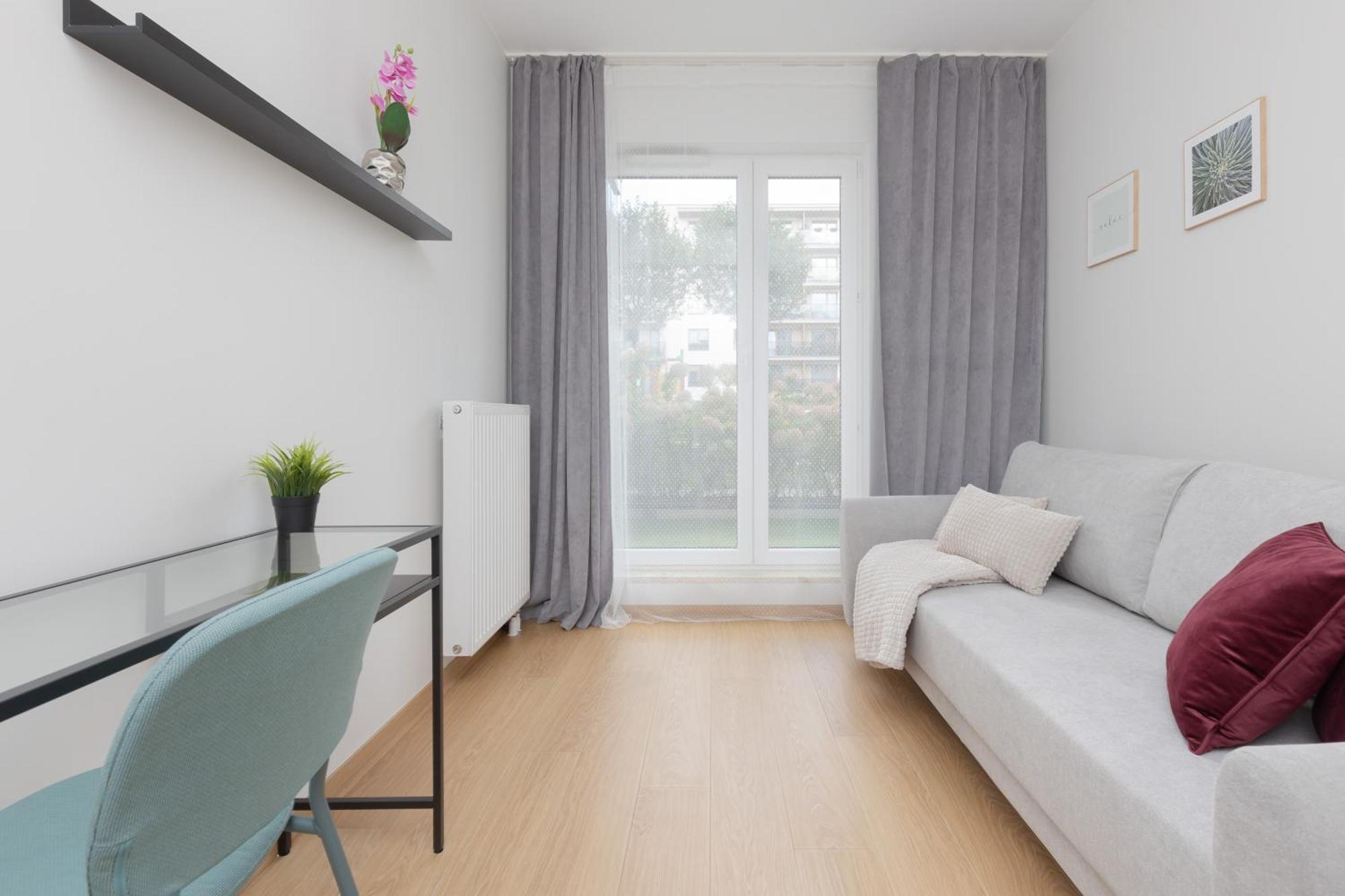 Appartamento Metro Kondratowicza With Parking By Renters *